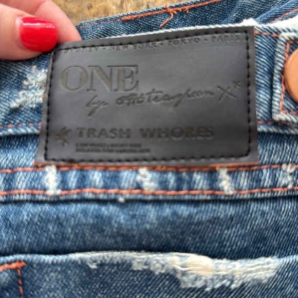 One Teaspoon Denim Cutoff Shorts - Picture 5 of 5